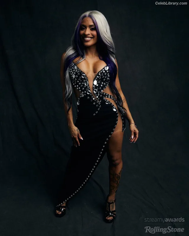 Zelina Vega photo 2 of 1497