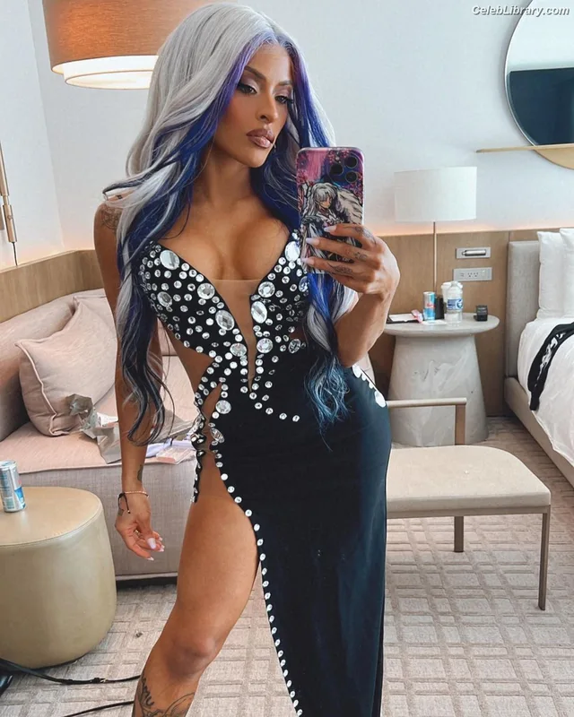 Zelina Vega photo 18 of 1497
