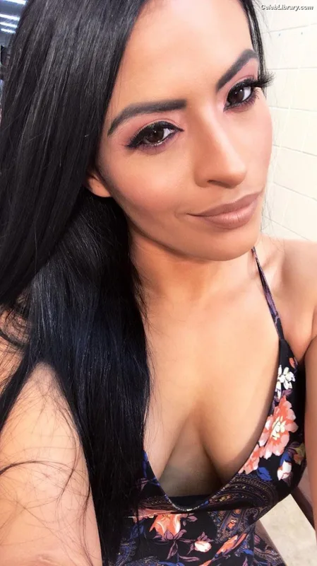 Zelina Vega photo 6 of 1497