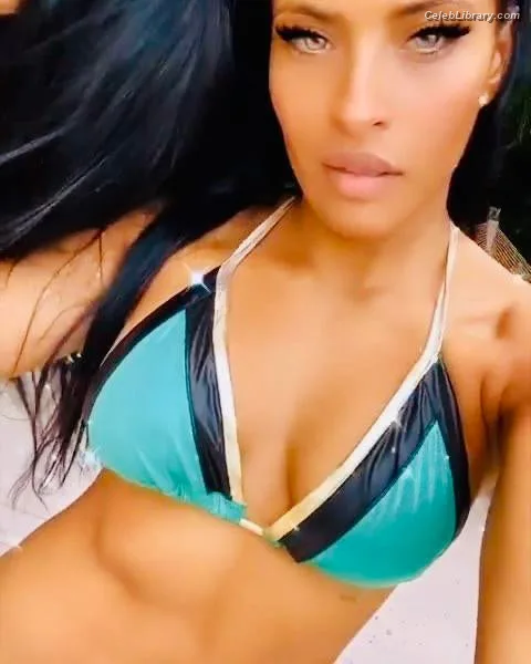 Zelina Vega photo 9 of 1497