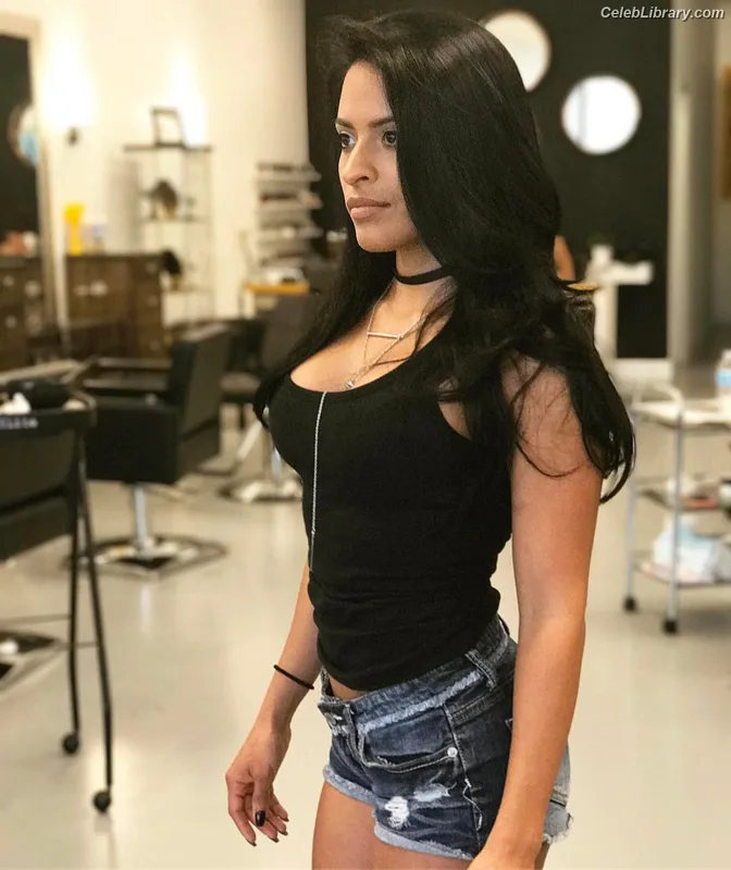 Zelina Vega photo 22 of 1497