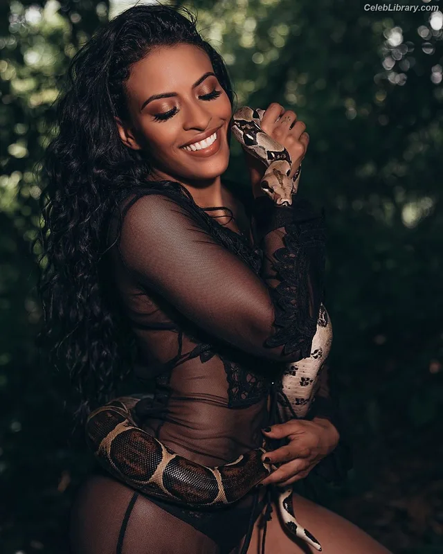 Zelina Vega photo 23 of 1497