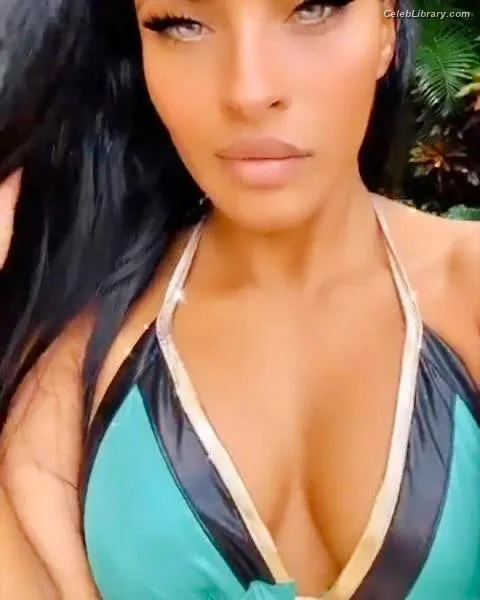 Zelina Vega photo 12 of 1497