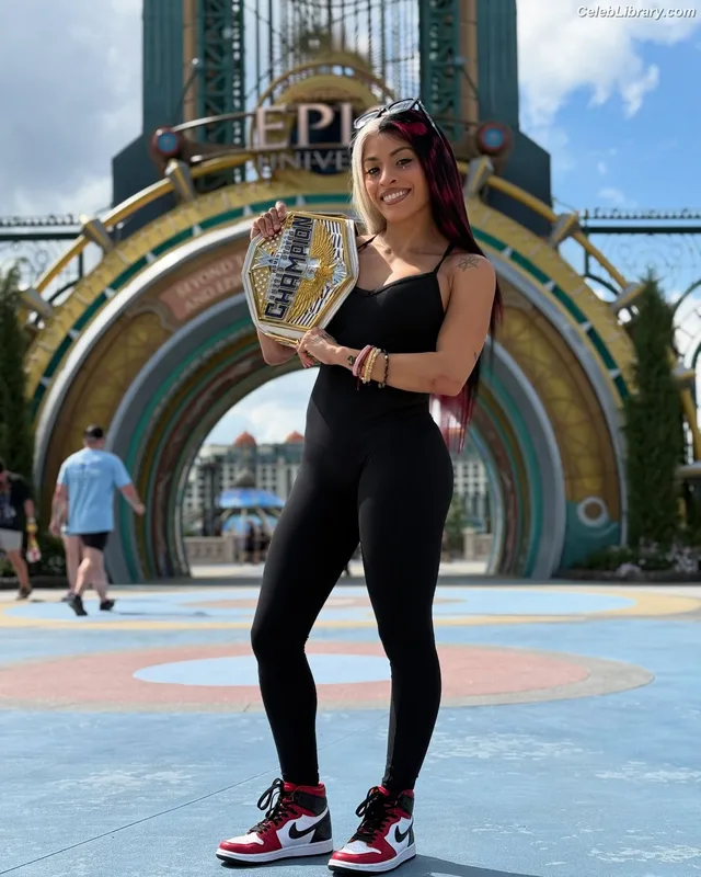 Zelina Vega photo 17 of 1497
