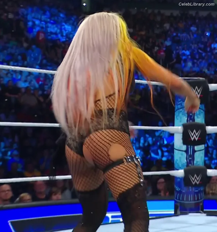 Zelina Vega photo 10 of 1497