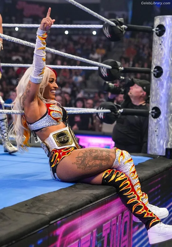 Zelina Vega photo 9 of 1497