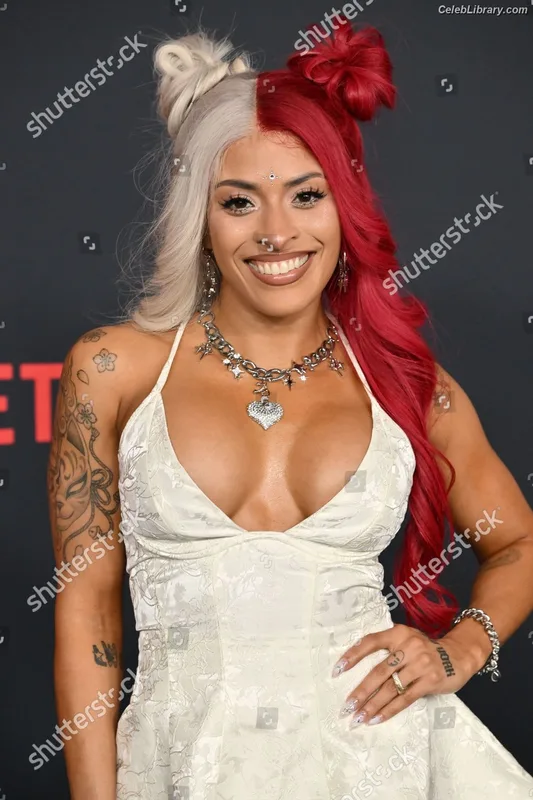 Zelina Vega photo 10 of 1497