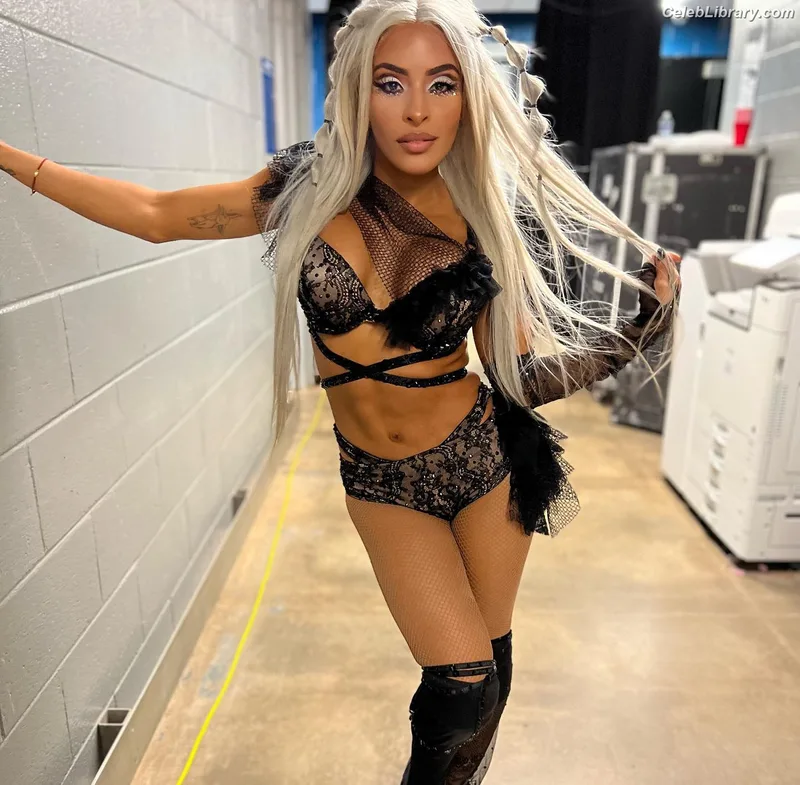 Zelina Vega photo 6 of 1497