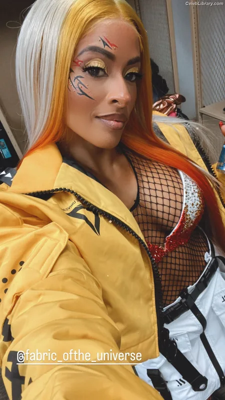 Zelina Vega photo 2 of 1497