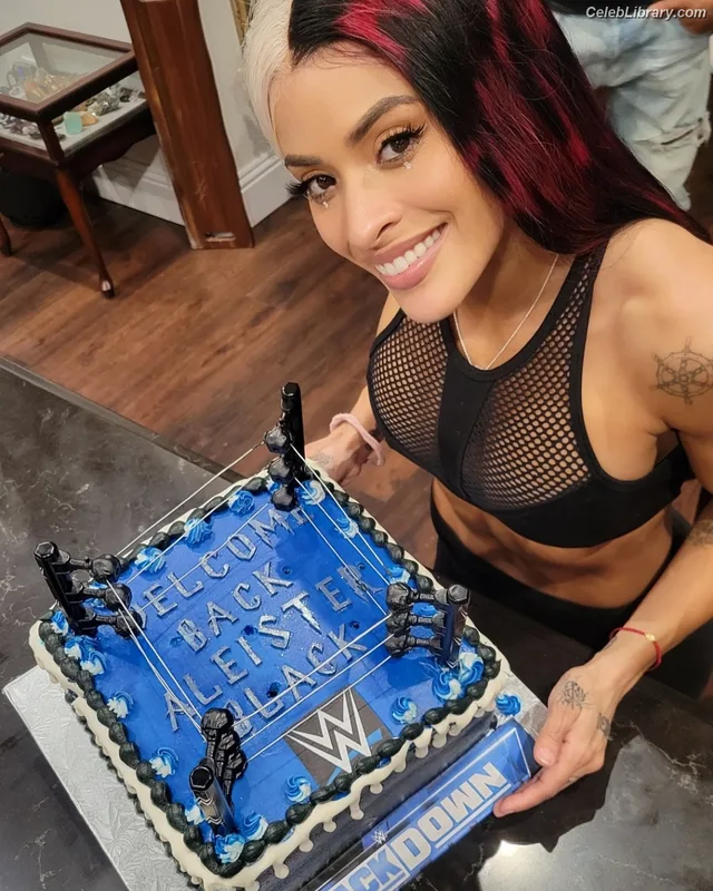 Zelina Vega photo 2 of 1497