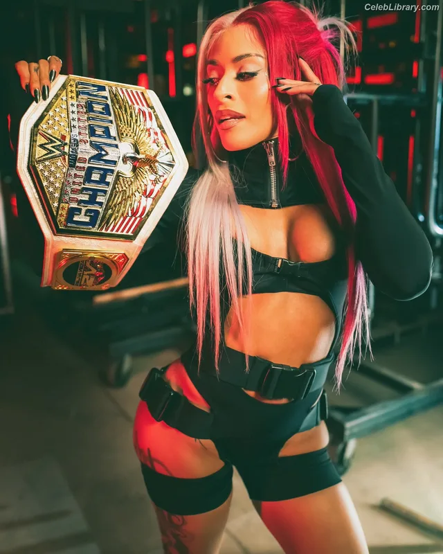 Zelina Vega photo 9 of 1497