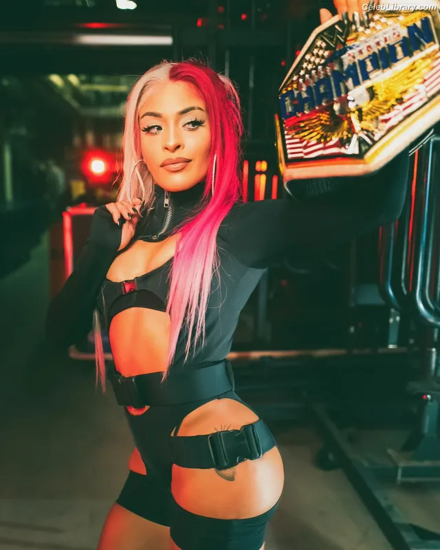Zelina Vega photo 11 of 1497