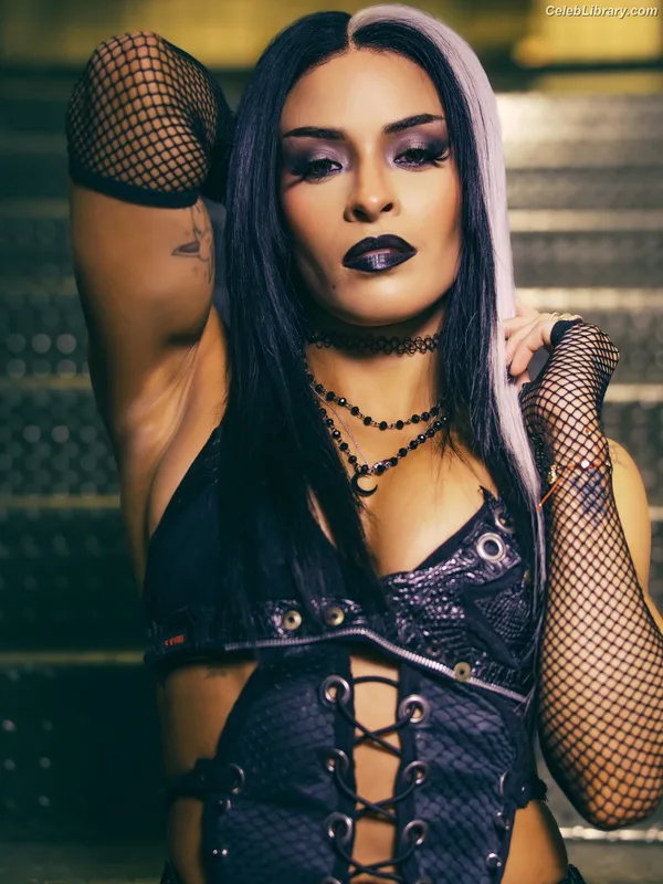 Zelina Vega photo 1 of 1497