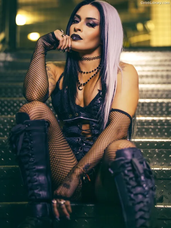 Zelina Vega photo 5 of 1497