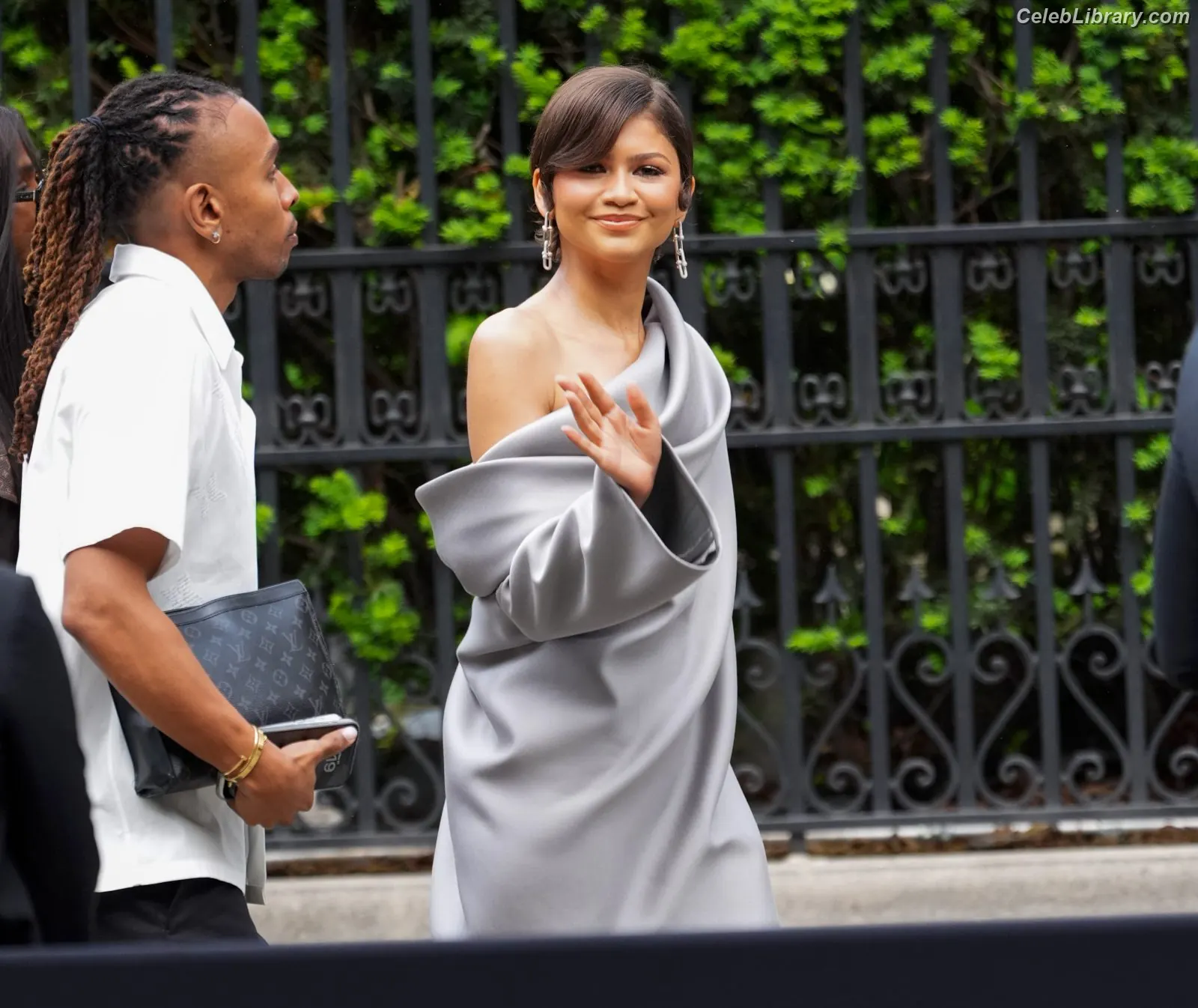 Zendaya photo 11 of 1935