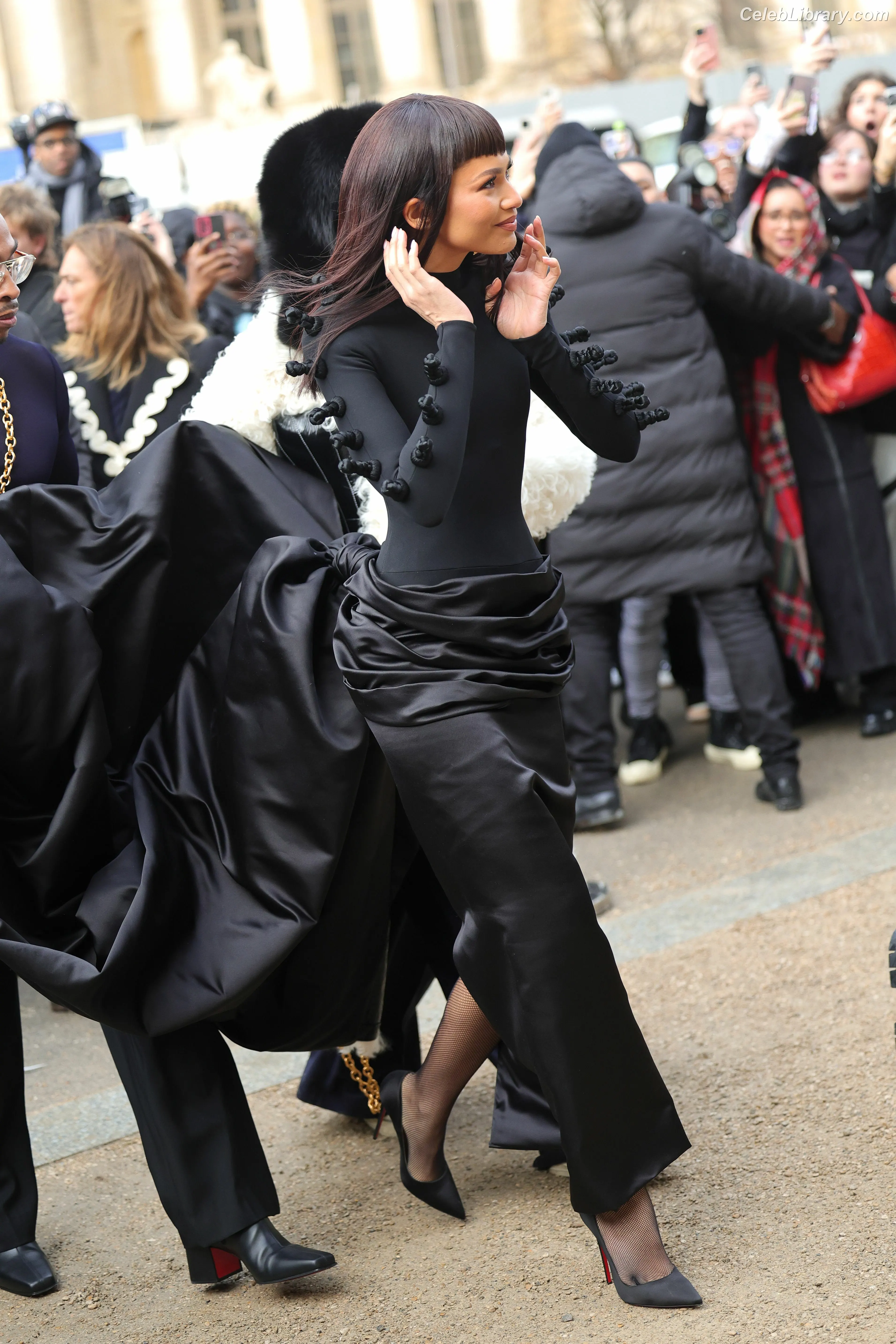 Zendaya photo 6 of 1935