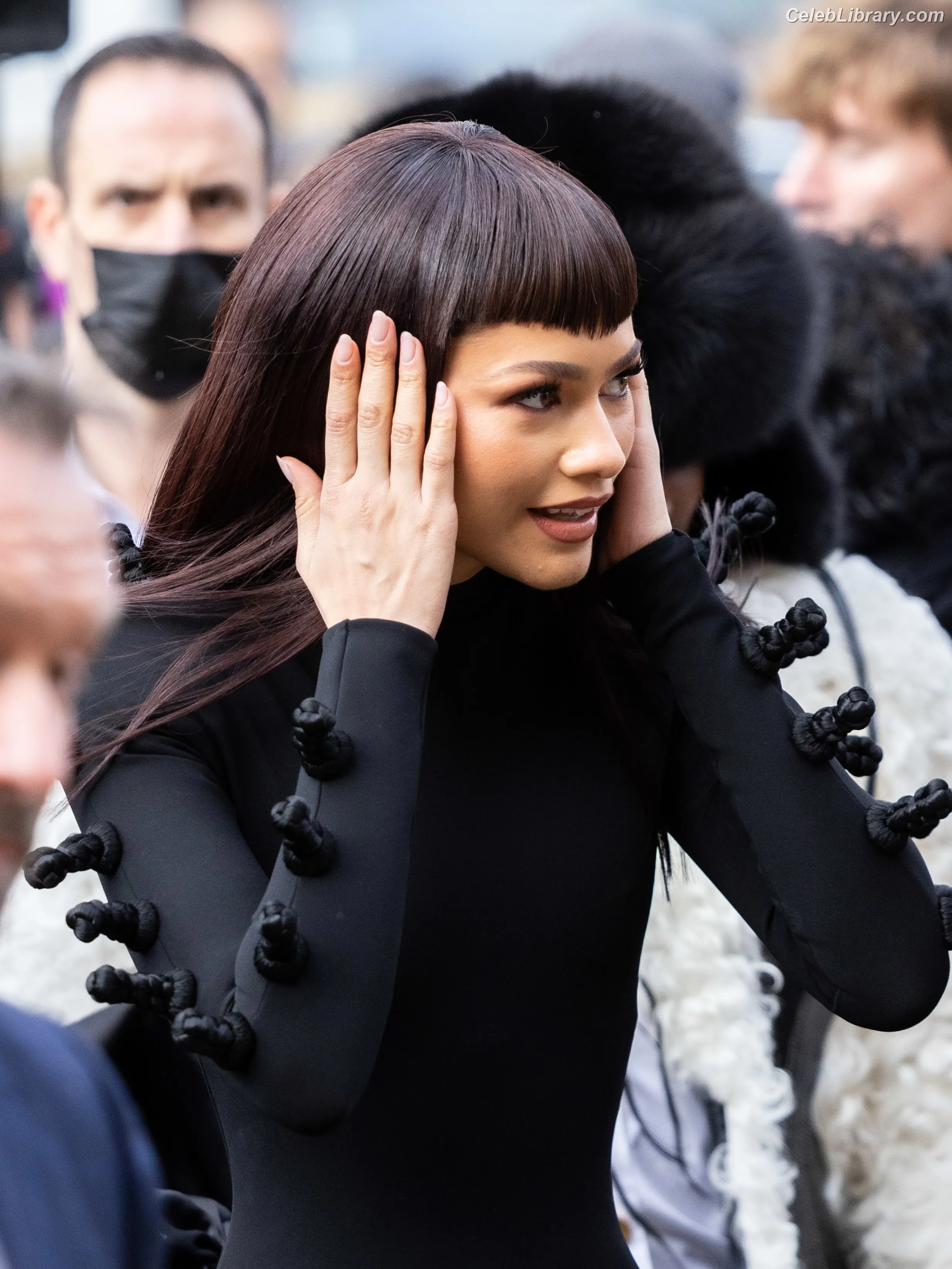 Zendaya photo 9 of 1935