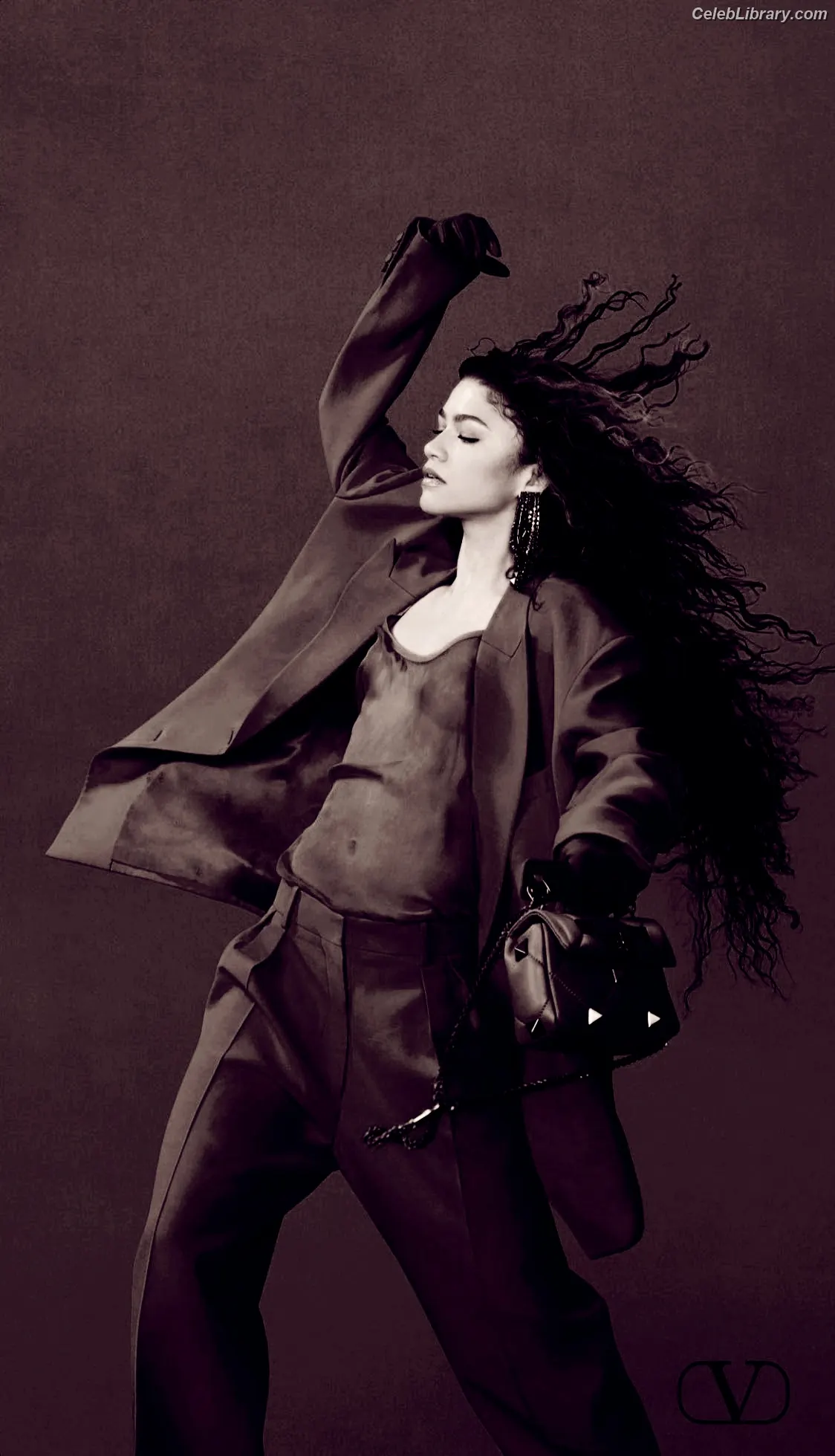 Zendaya photo 12 of 1935