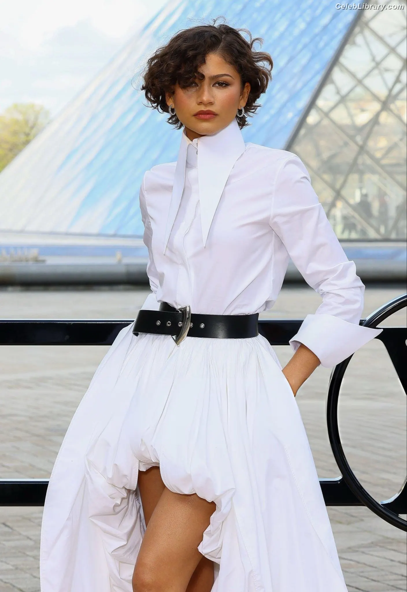 Zendaya photo 21 of 1935