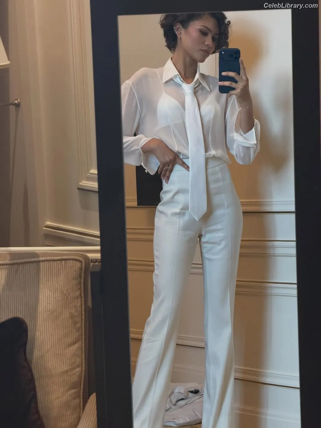 Zendaya photo 20 of 1935