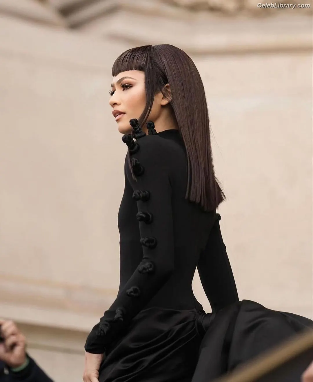 Zendaya photo 4 of 1935