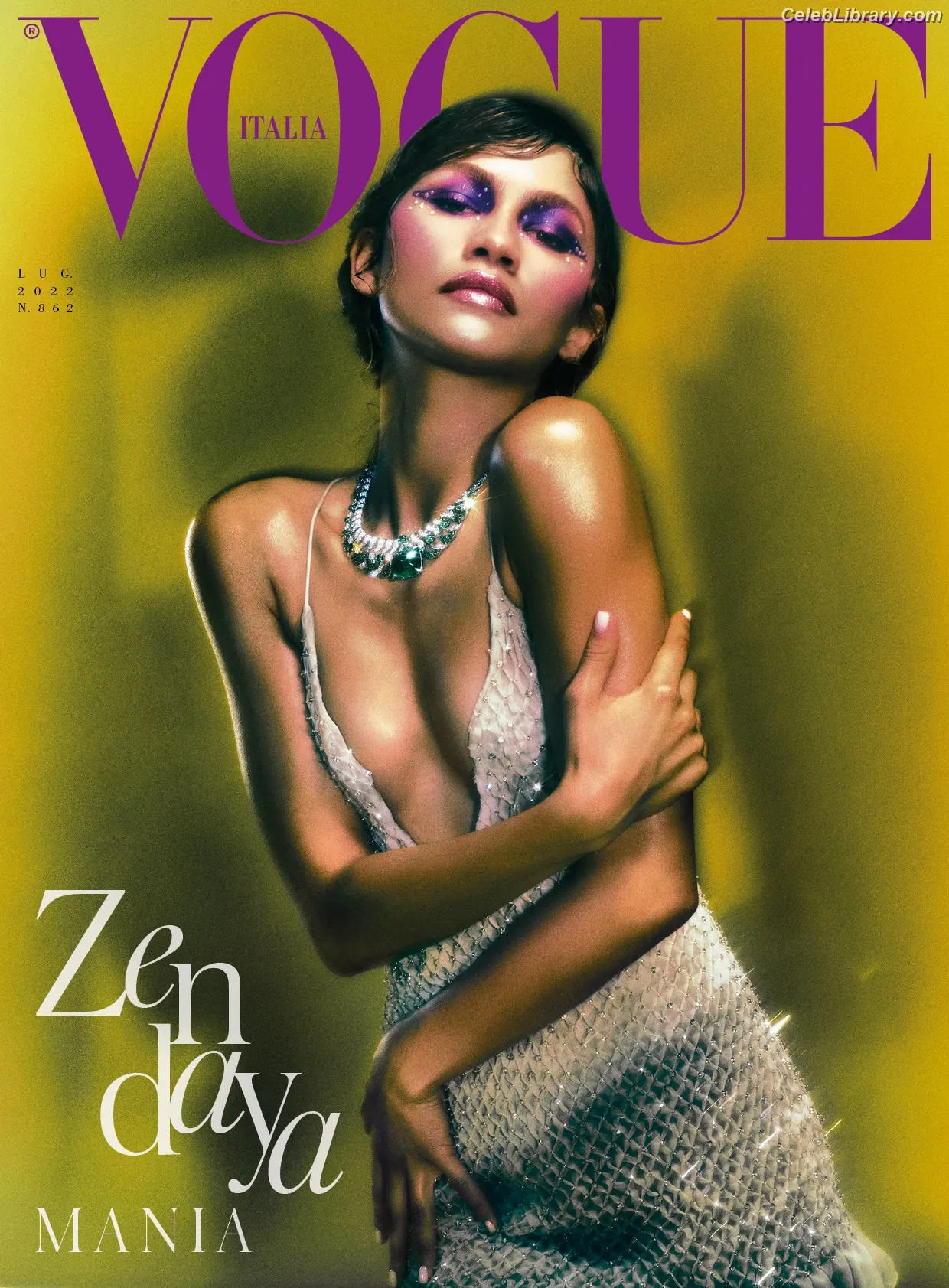 Zendaya photo 6 of 1935