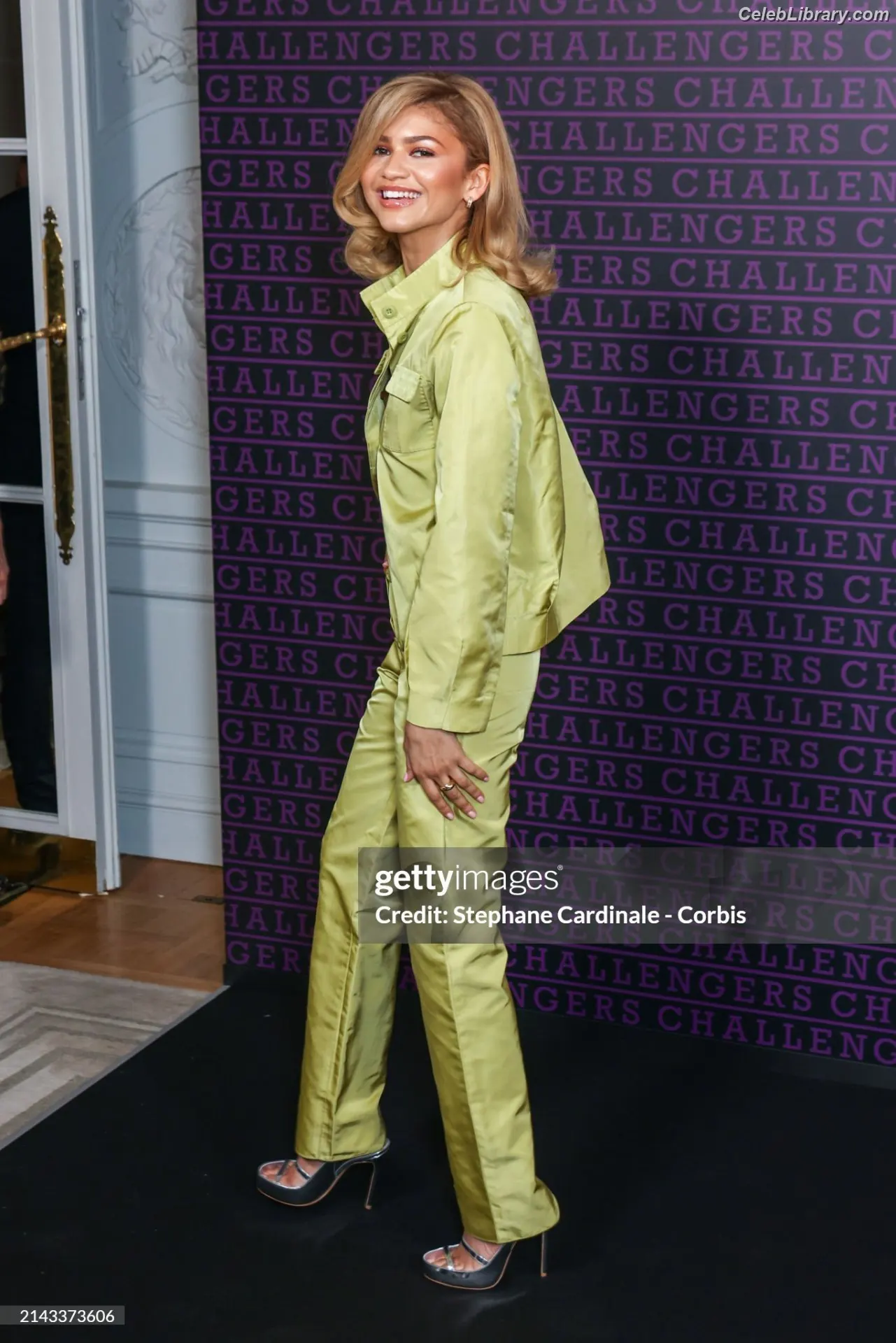 Zendaya photo 16 of 1935