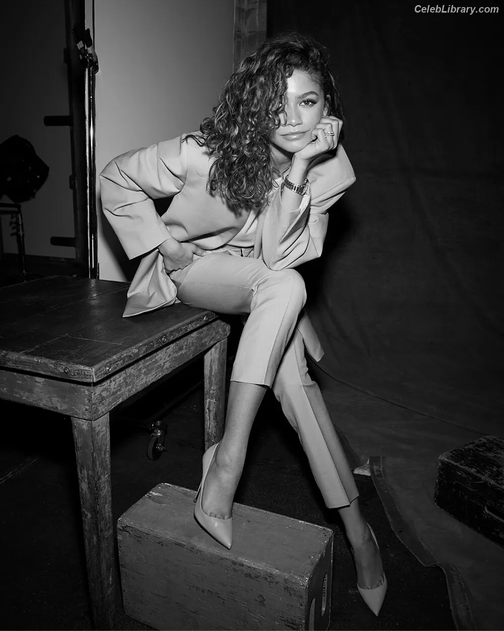 Zendaya photo 20 of 1935