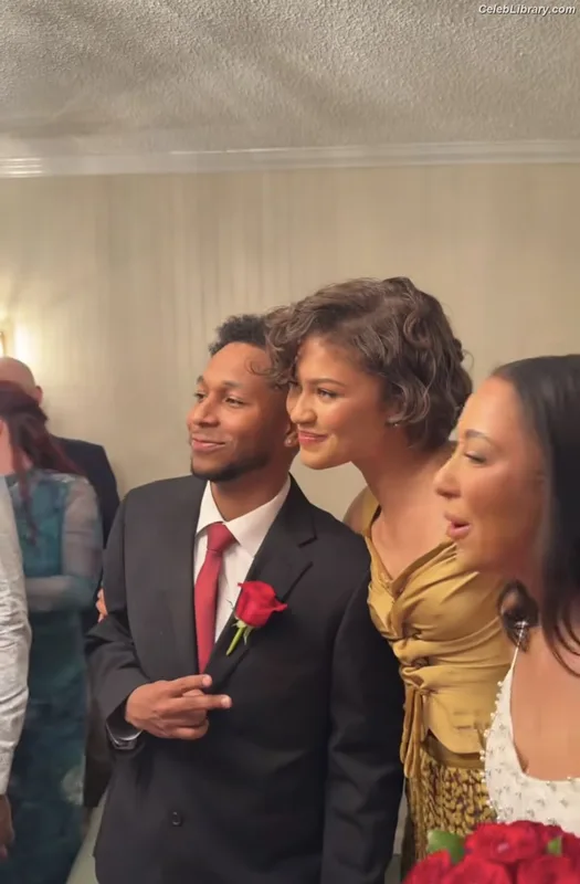 Zendaya photo 8 of 1926