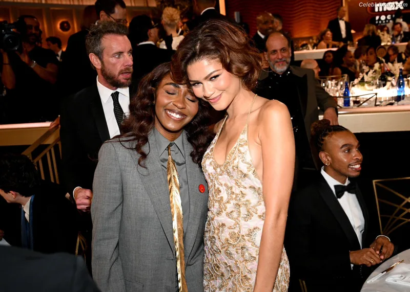 Zendaya photo 22 of 1926