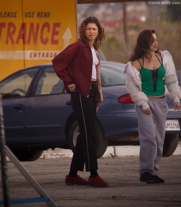 Zendaya photo 8 of 1926