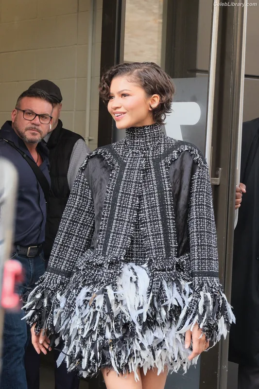 Zendaya photo 21 of 1926