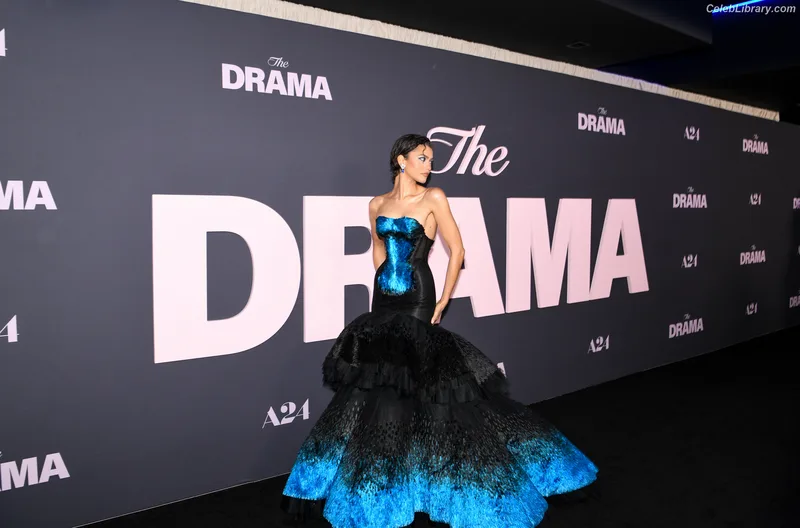 Zendaya photo 13 of 1926