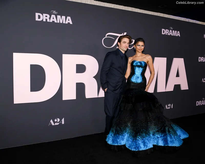 Zendaya photo 16 of 1926