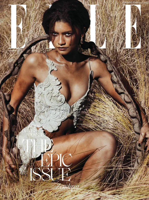 Zendaya photo 9 of 1926