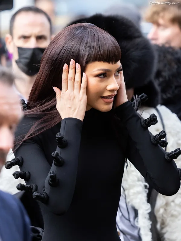 Zendaya photo 23 of 1926