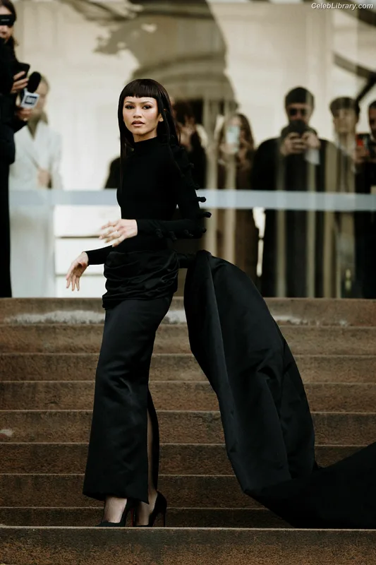 Zendaya photo 9 of 1926