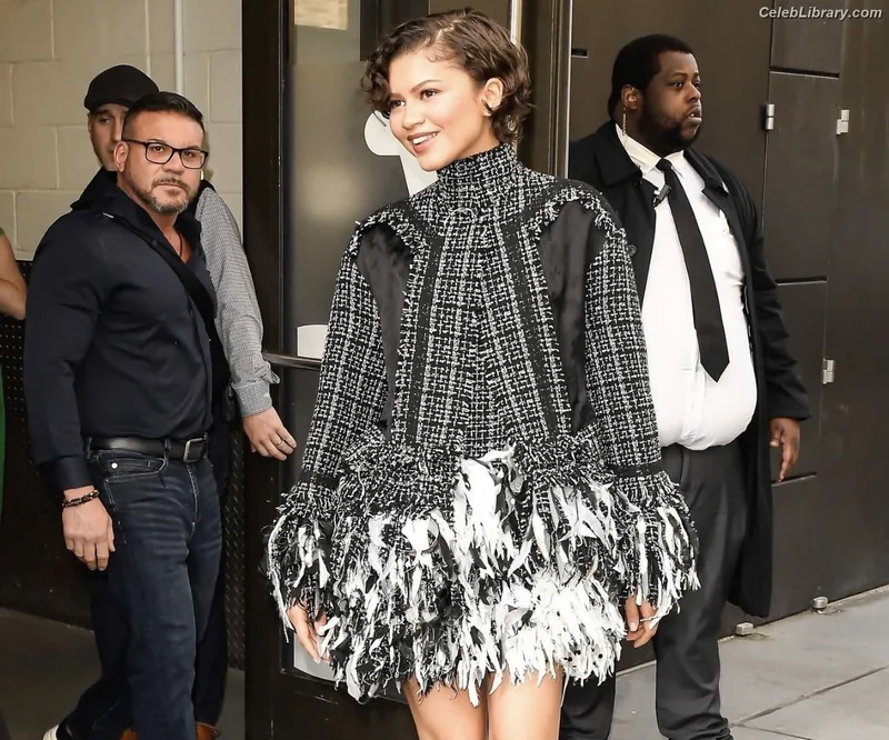 Zendaya photo 15 of 1926