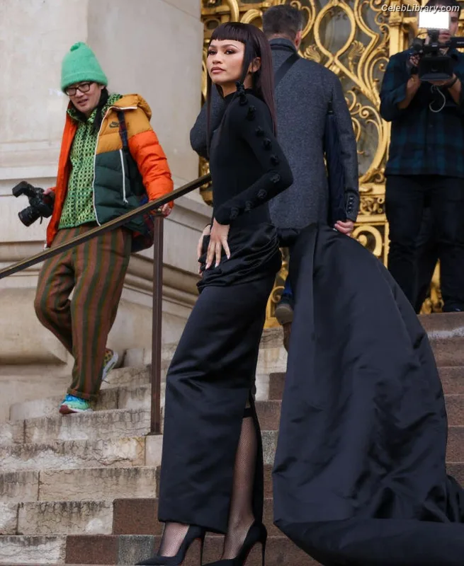 Zendaya photo 23 of 1926