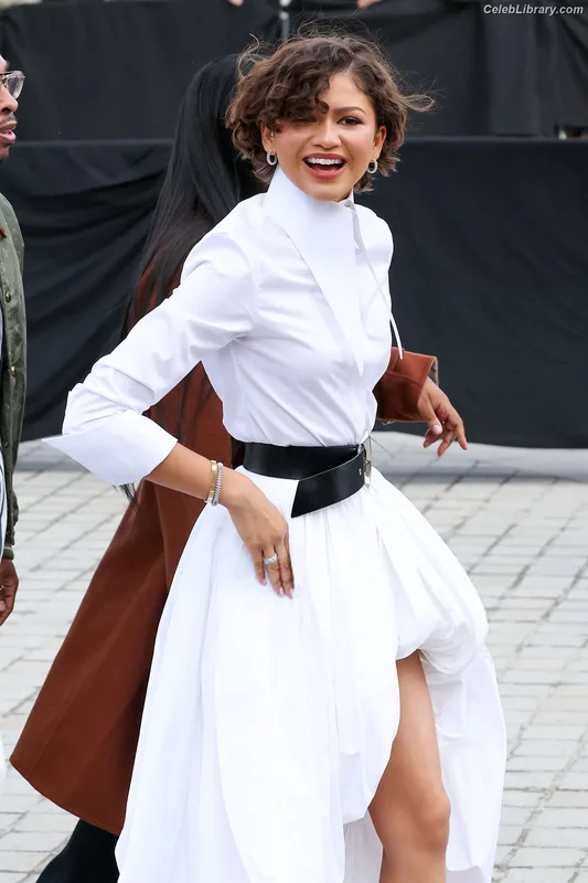 Zendaya photo 19 of 1926