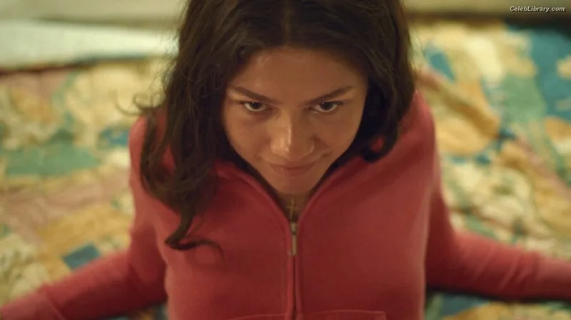 Zendaya photo 24 of 1926