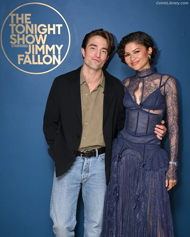 Zendaya photo 11 of 1926