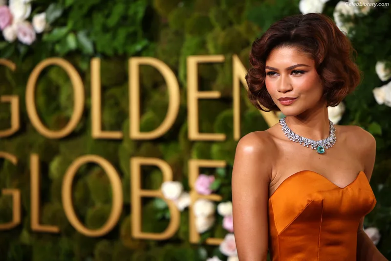 Zendaya photo 10 of 1926