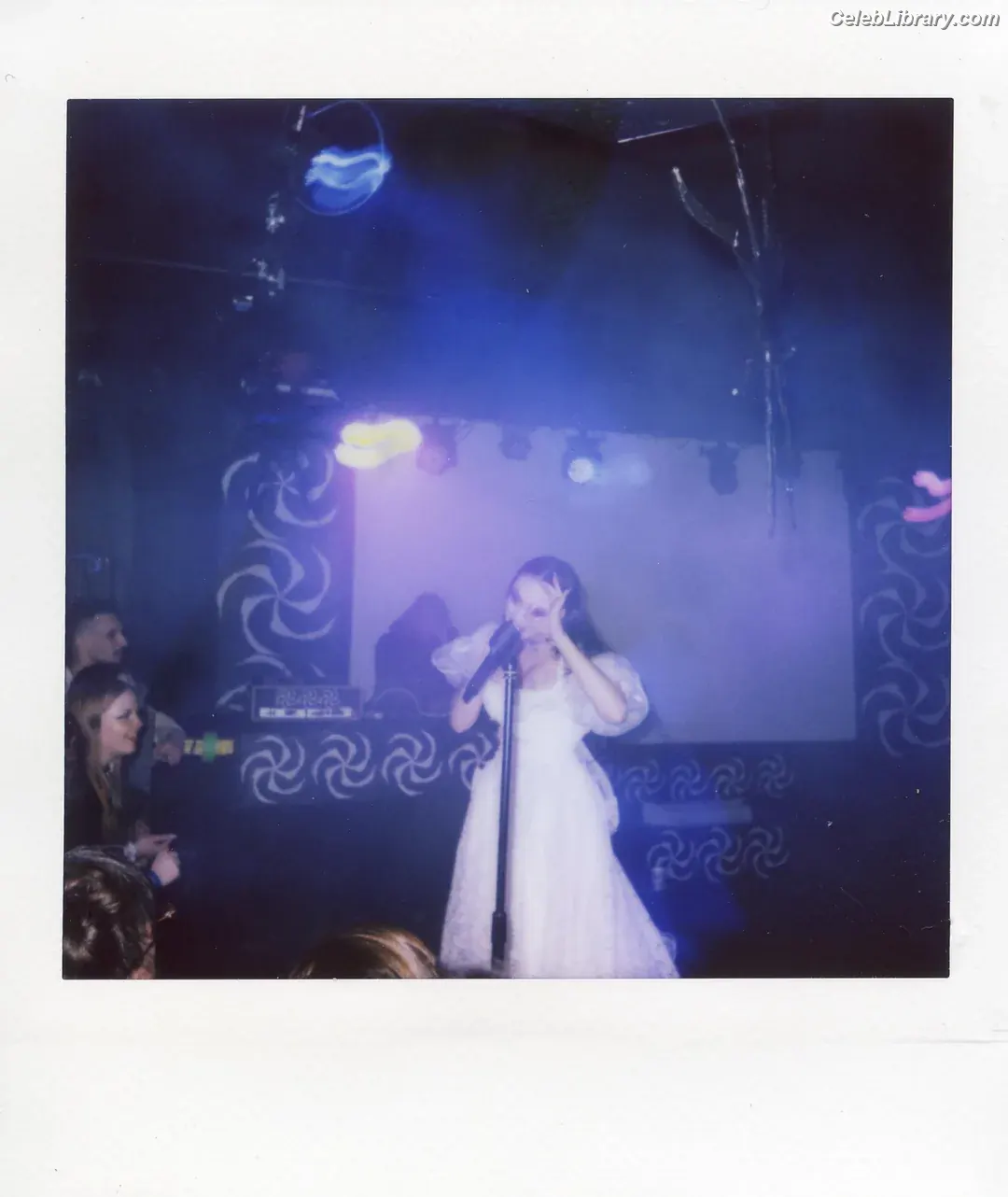 Zheani Sparkes photo 11 of 402