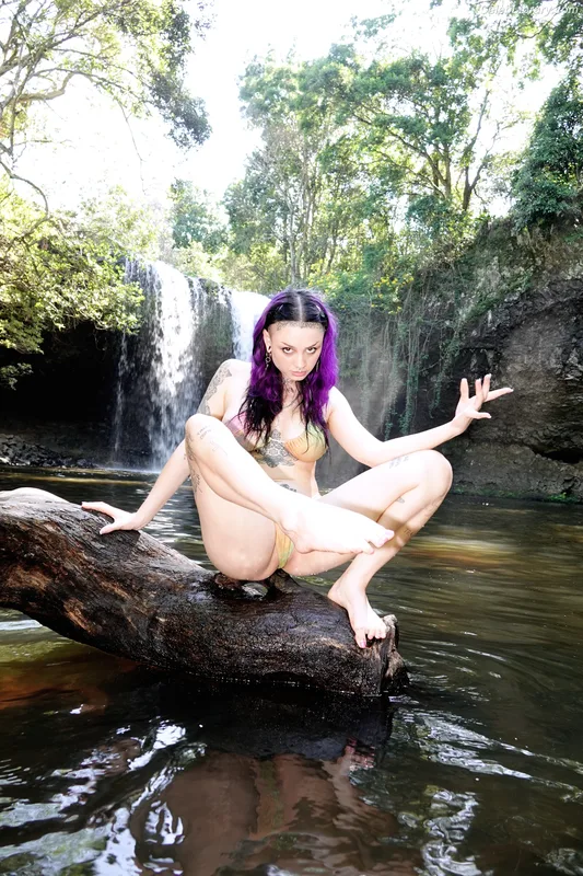 Zheani Sparkes photo 2 of 403