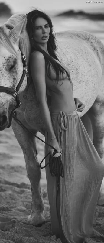 Zita Vass photo 2 of 94