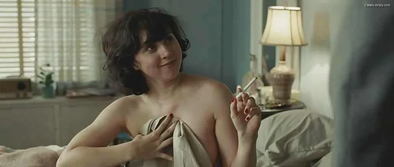 Zoe Kazan photo 5 of 90