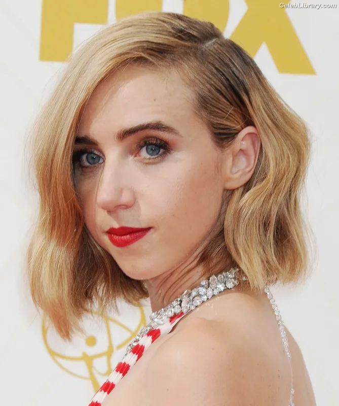 Zoe Kazan photo 19 of 90
