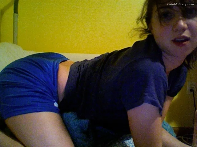 Zoe Kazan photo 23 of 90