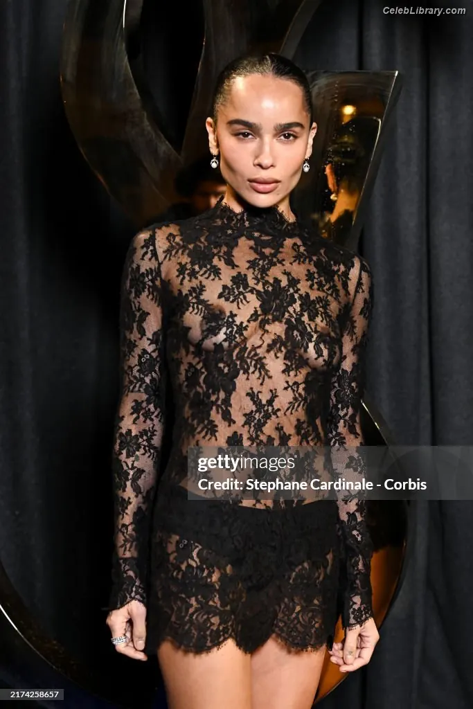 Zoë Kravitz photo 10 of 404